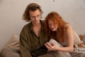 Couples Counseling Online Free: Resources & Options