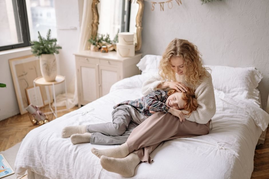 Attachment Style and Parenting: Build Secure Bonds