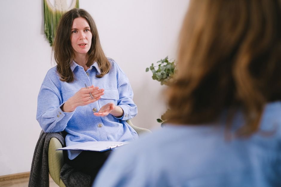Self-Awareness Therapy: Understanding Your Thoughts & Behaviors