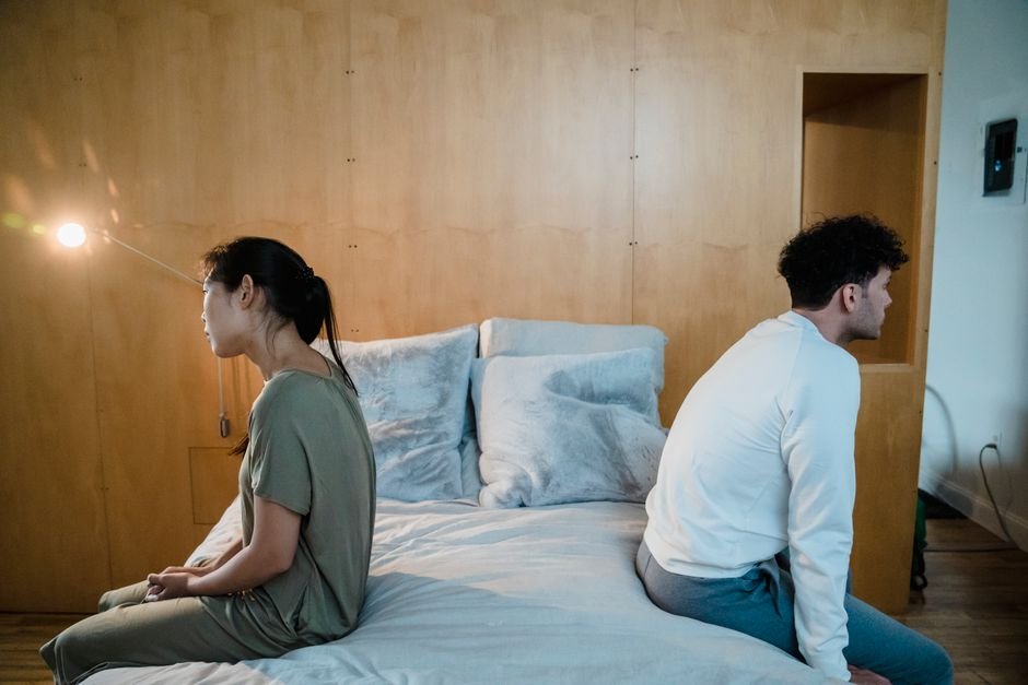 Long Distance Couples Therapy: Guide to Making It Work